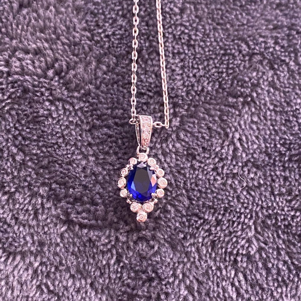 *3 for $5* Bomb Party BP deep blue necklace with silver
